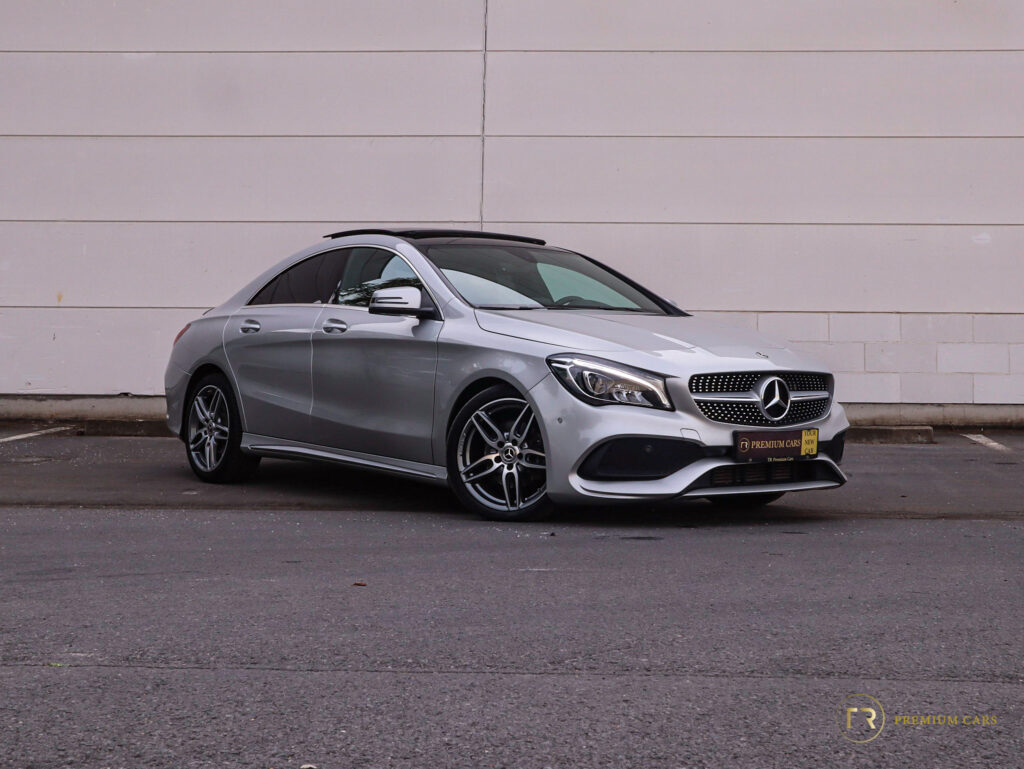 Mercedes CLA 200 AMG Line l Sunroof l PDC l Dodehoek