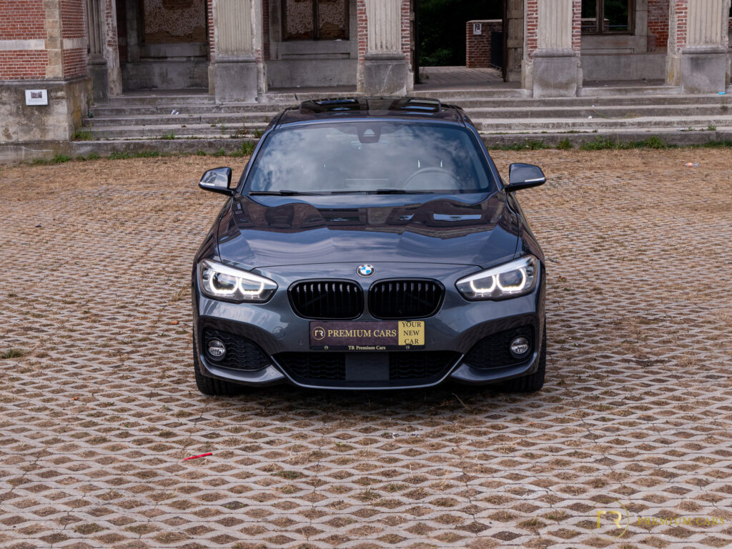 BMW 120I M-PACK l FULL OPTIONS