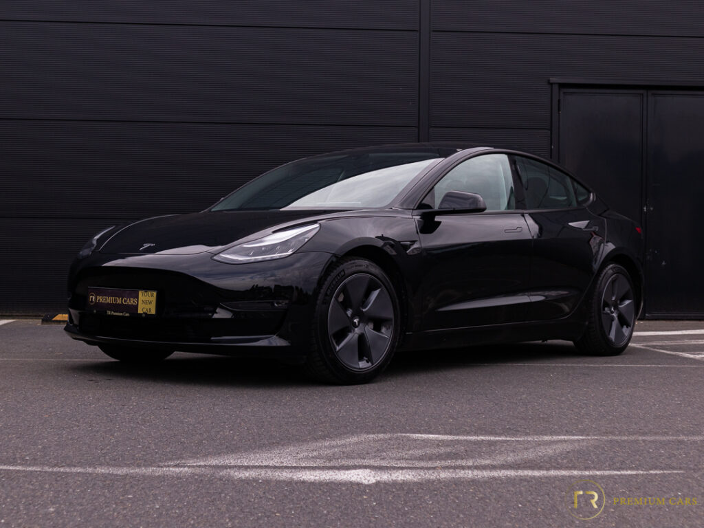 Tesla Model 3 l Long Range l Pano l BTW l Autopilot