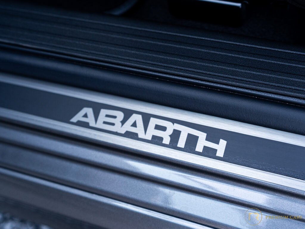 Abarth 595 Turismo l Sunroof l Leather l DAB l 12.850 km!