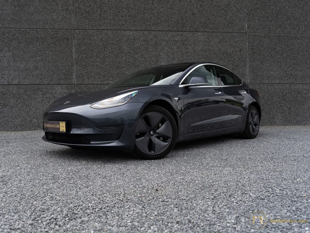 Tesla Model 3 l Long Range l Incl. 21% l Showroomstaat