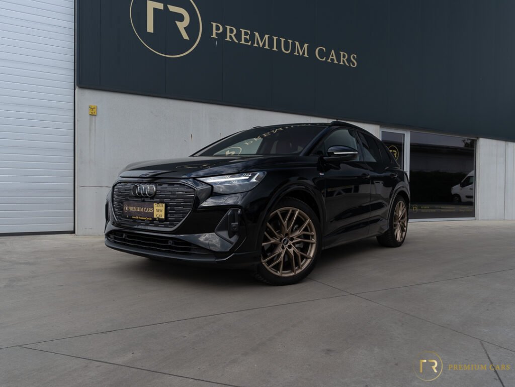 Audi Q4 E-Tron 45 l S-Line l Full Option!