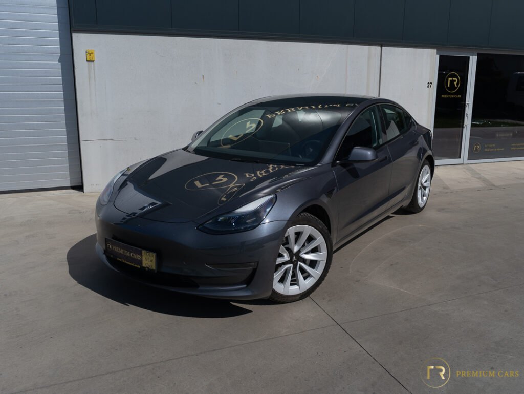 Tesla Model 3 l Long Range l Pano l BTW l Autopilot l AWD