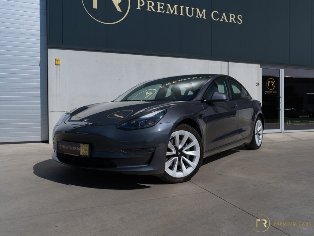 Tesla Model 3 l Long Range l Pano l BTW l Autopilot l AWD