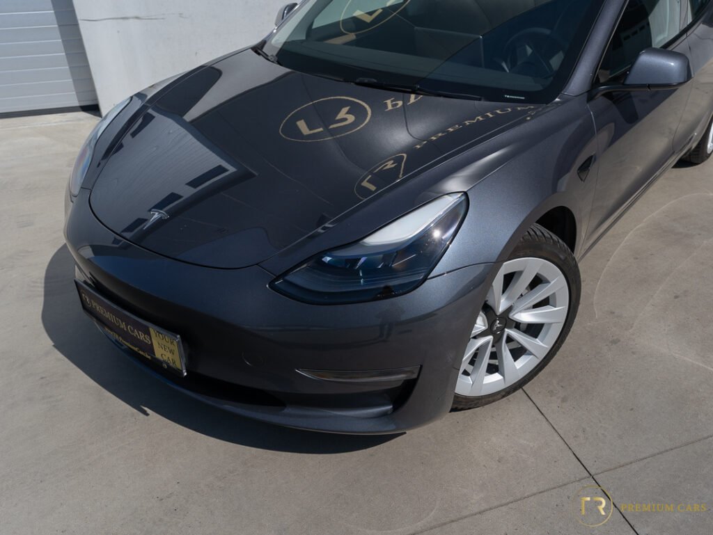 Tesla Model 3 l Long Range l Pano l BTW l Autopilot l AWD